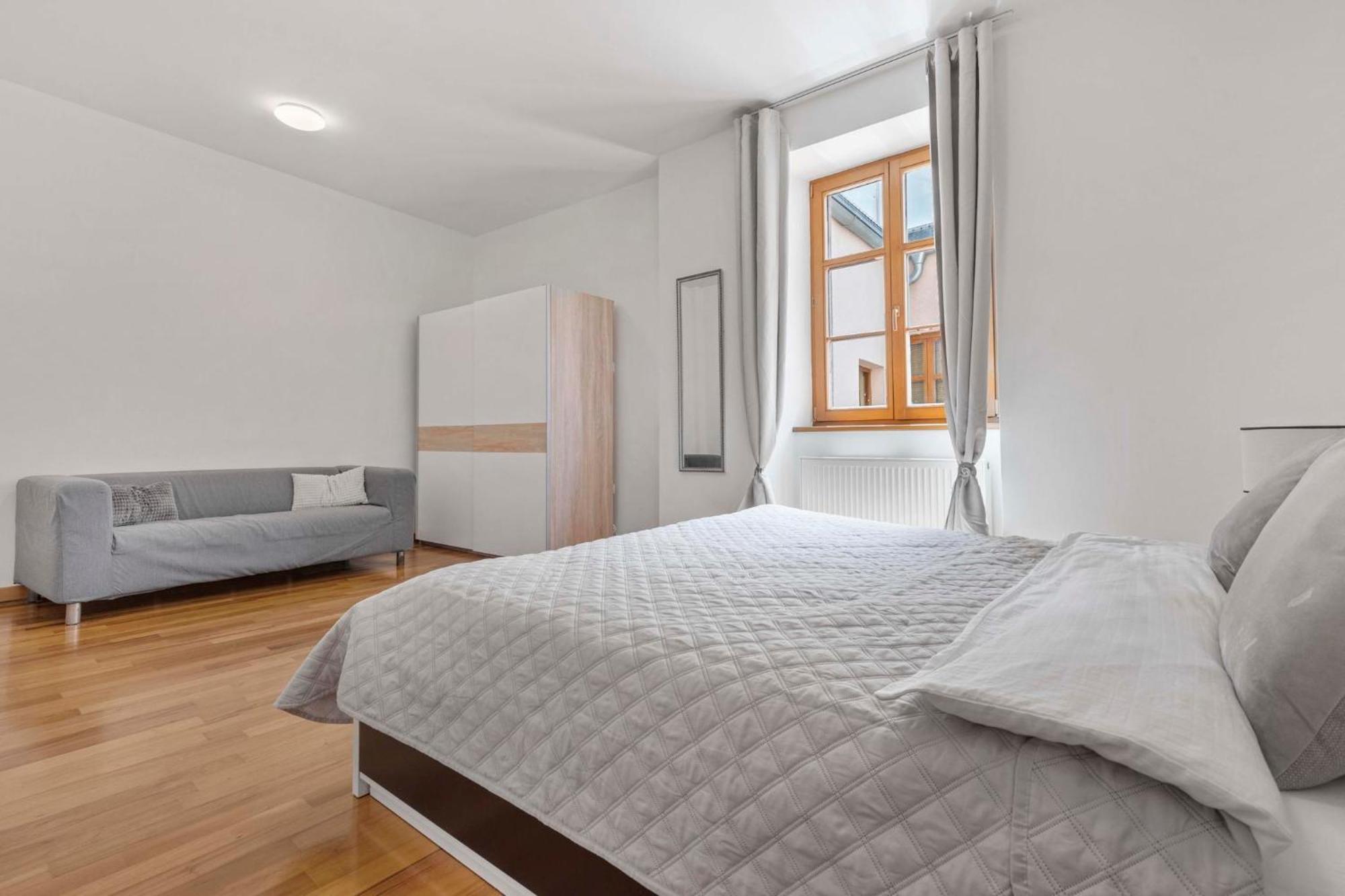 Charming Apartment In The Heart Of Bratysława Zewnętrze zdjęcie